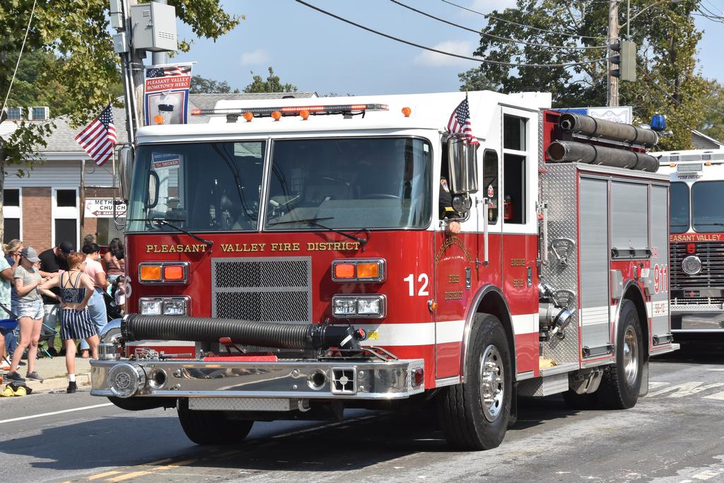 Pleasant Valley Weekend Parade 2022 Pleasant Valley Fire District