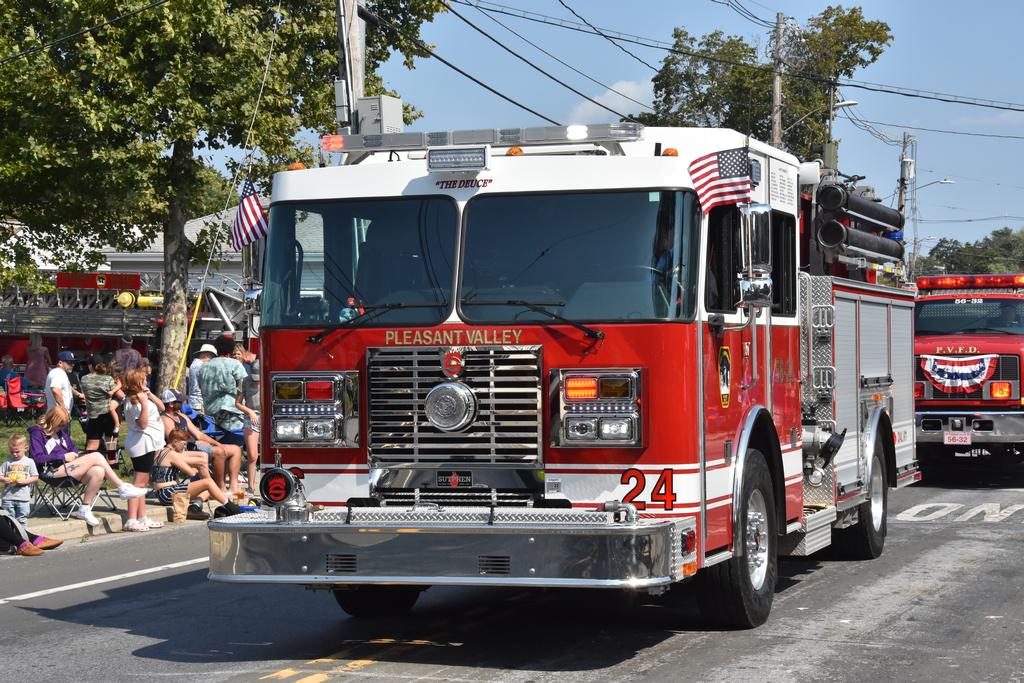 Pleasant Valley Weekend Parade 2022 Pleasant Valley Fire District
